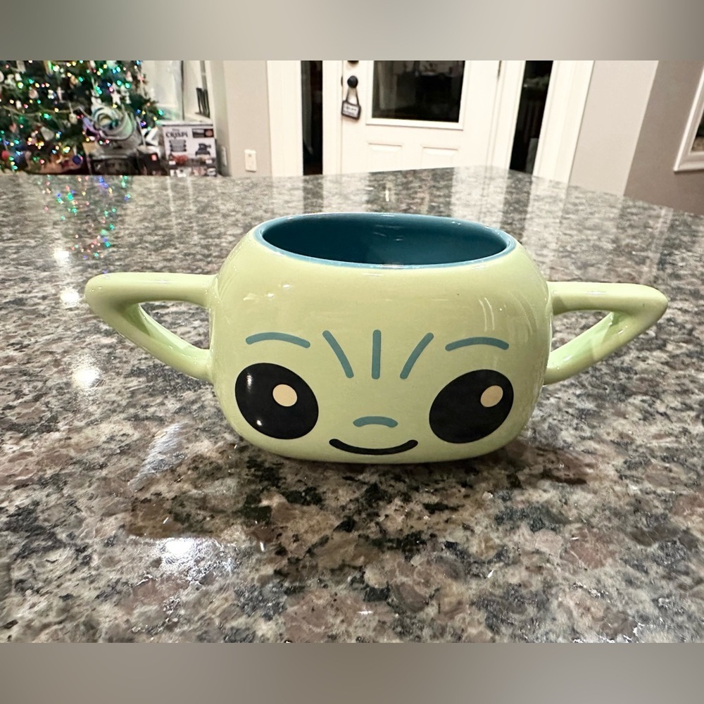 NWT Star Wars 14 oz. Grogu Mug